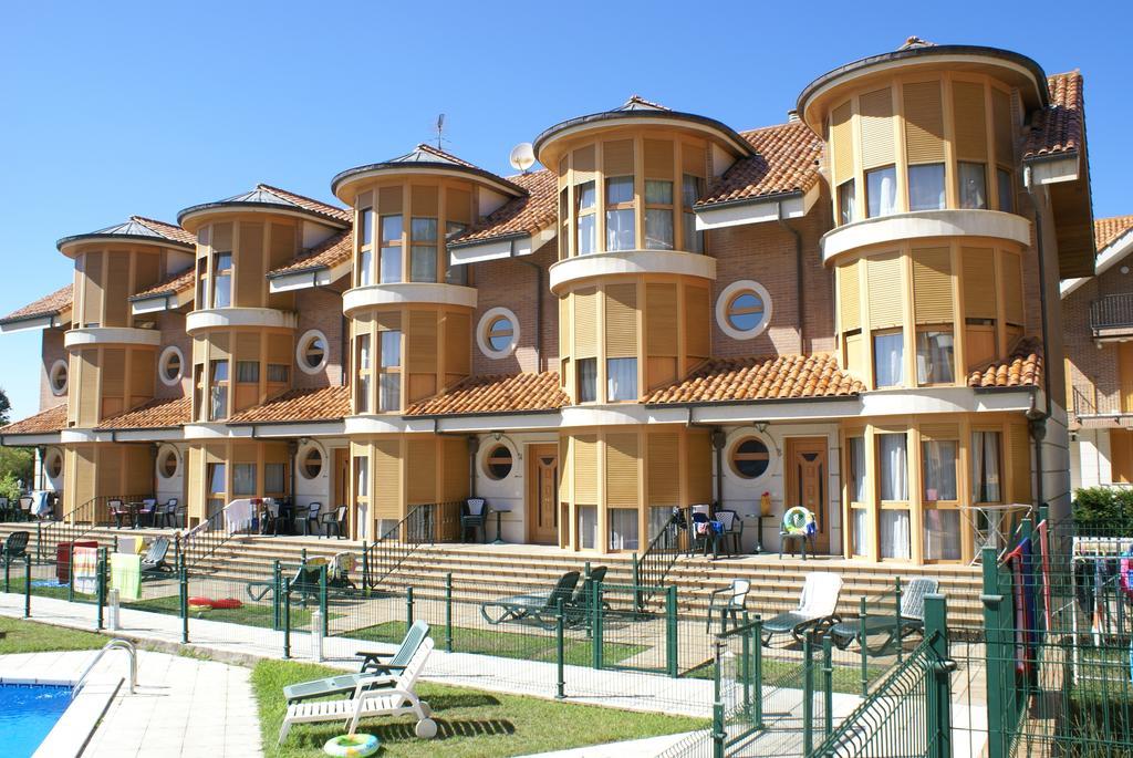 Apartamentos Quinto Sueno Noja Bagian luar foto