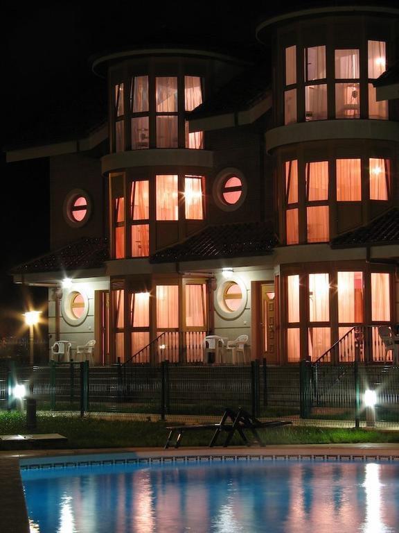 Apartamentos Quinto Sueno Noja Bagian luar foto