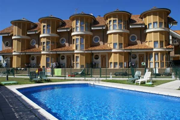 Apartamentos Quinto Sueno Noja Bagian luar foto